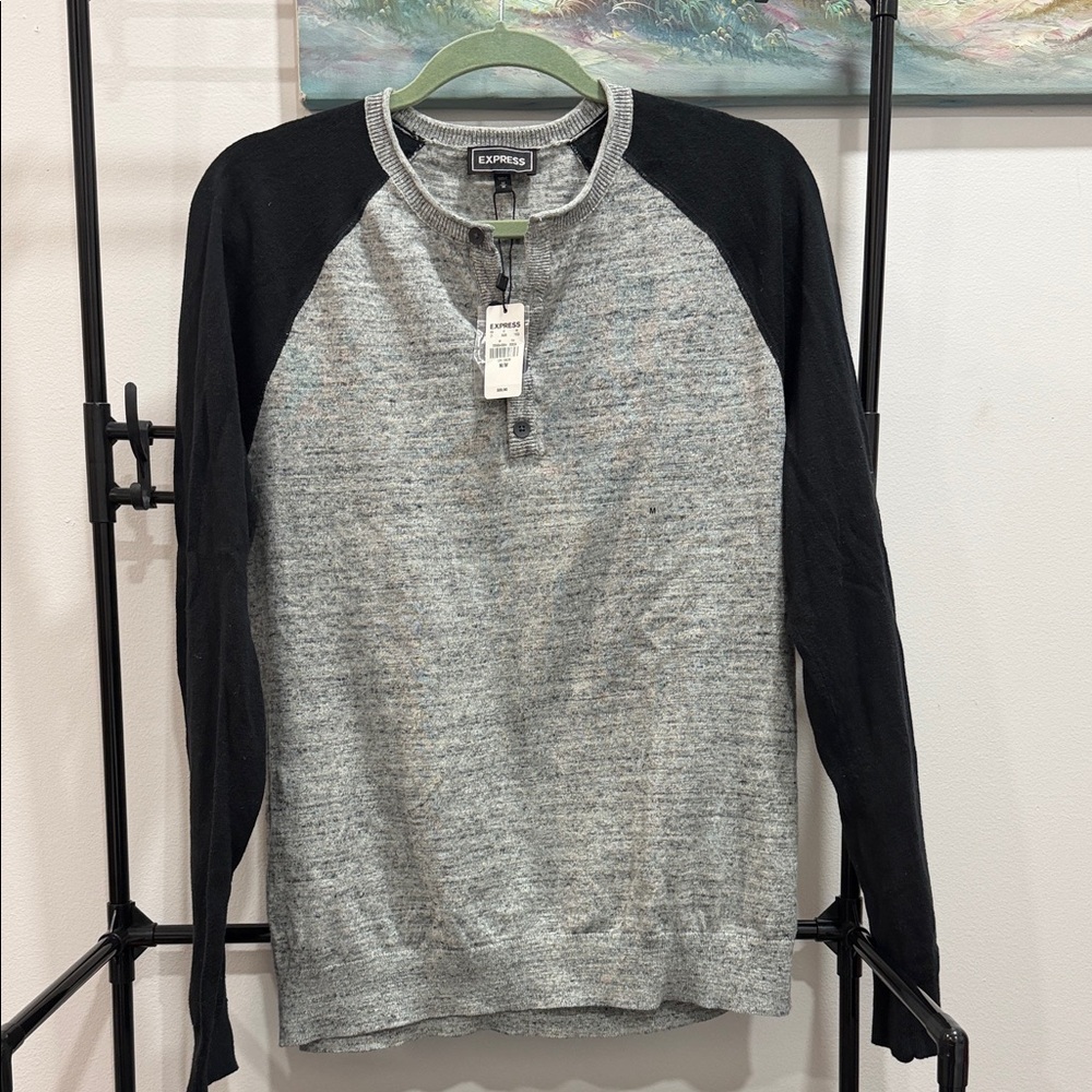Express Men's Heather Gray and Black Crewneck Sweater